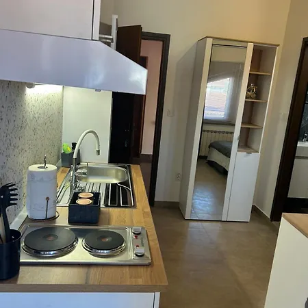 Appartement Cozy Studio, Rosi 1, With Free Public Parking And Free Wifi *